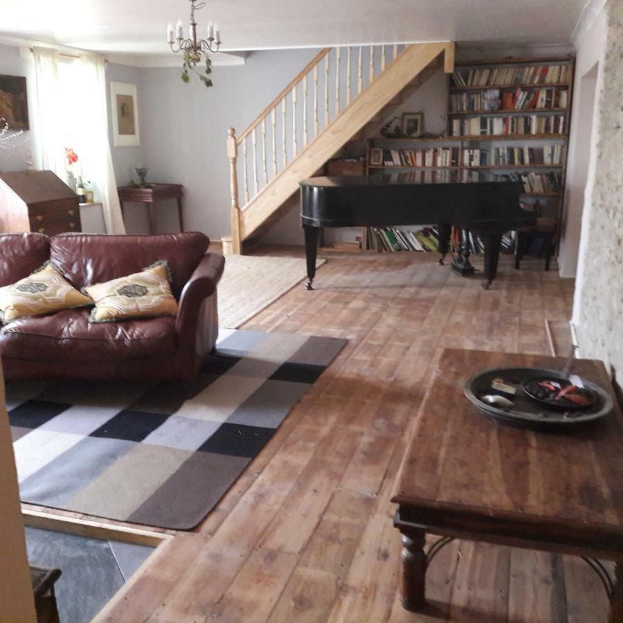 Gernos Farmhouse Llandysul Buitenkant foto